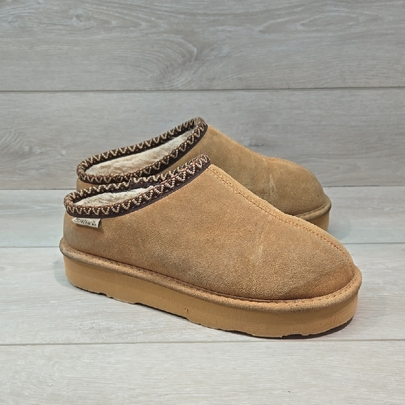 BearPaw Women Cozy Cow Suede Platform Slip-On Shoes Clog Mule Sz 9 - Picture 1 of 16